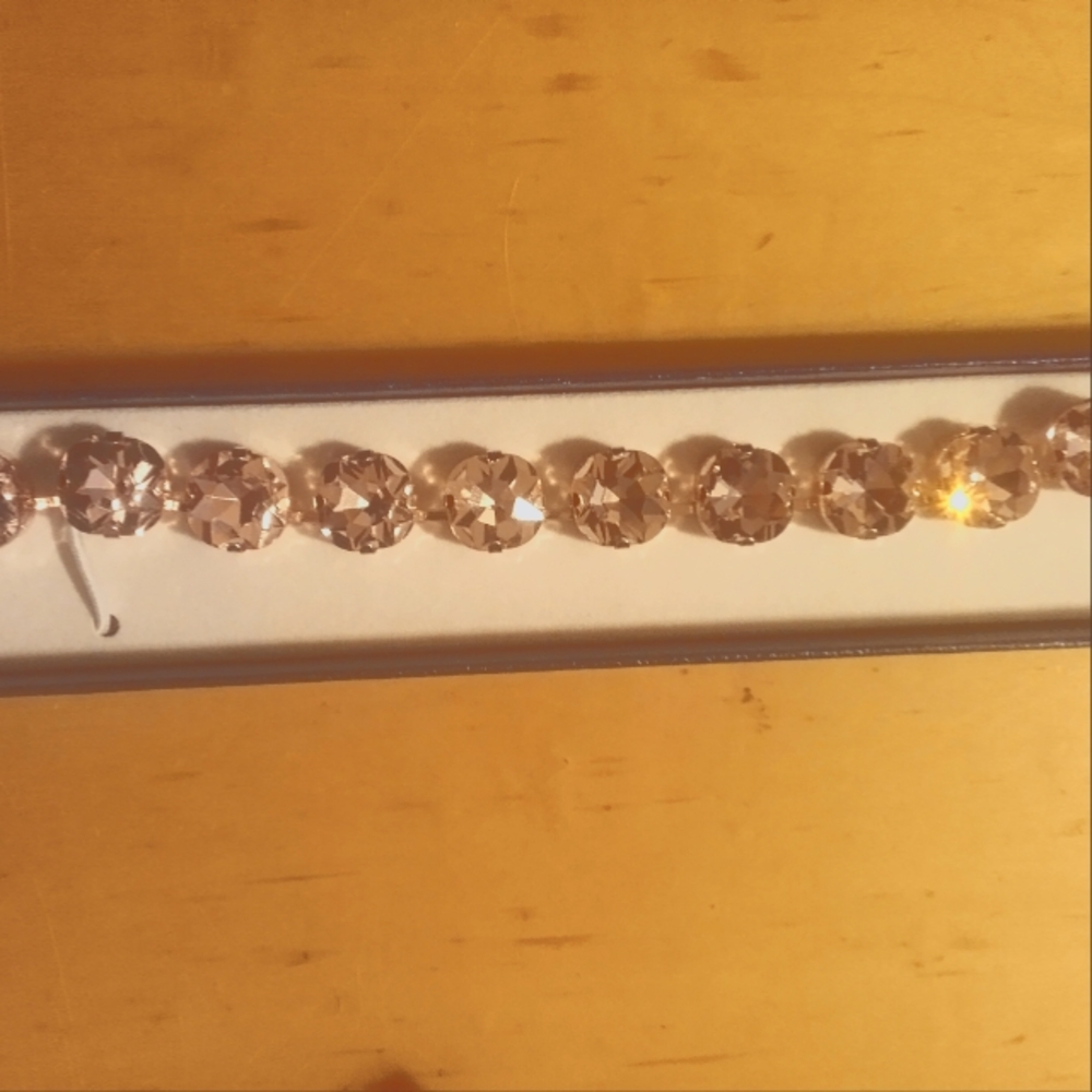 NWOT Pink Austrian Crystal Bracelet